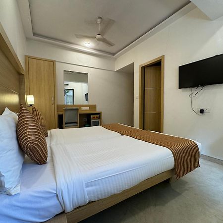 Hotel Galaxy Mumbai Eksteriør bilde
