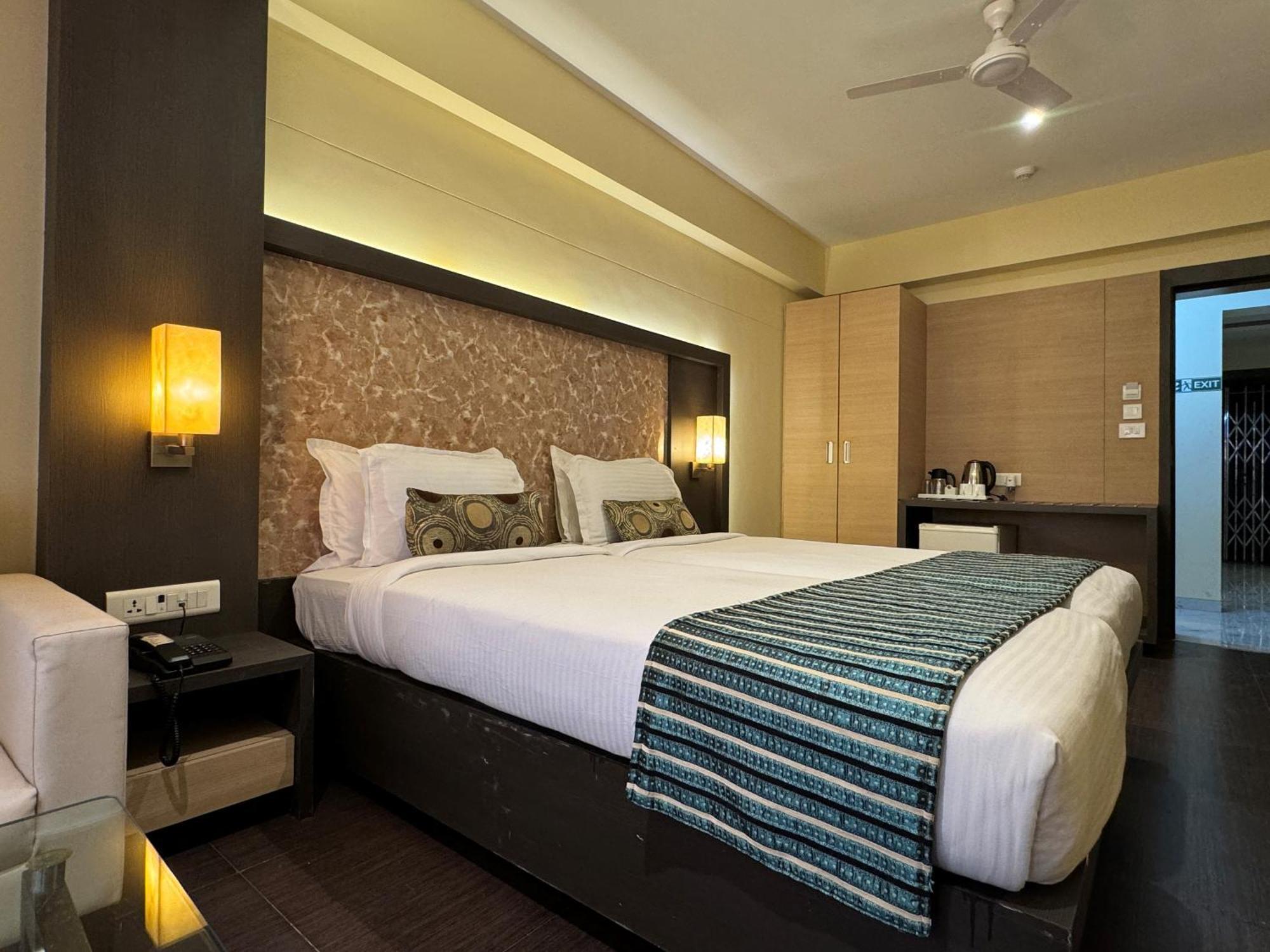 Hotel Galaxy Mumbai Eksteriør bilde