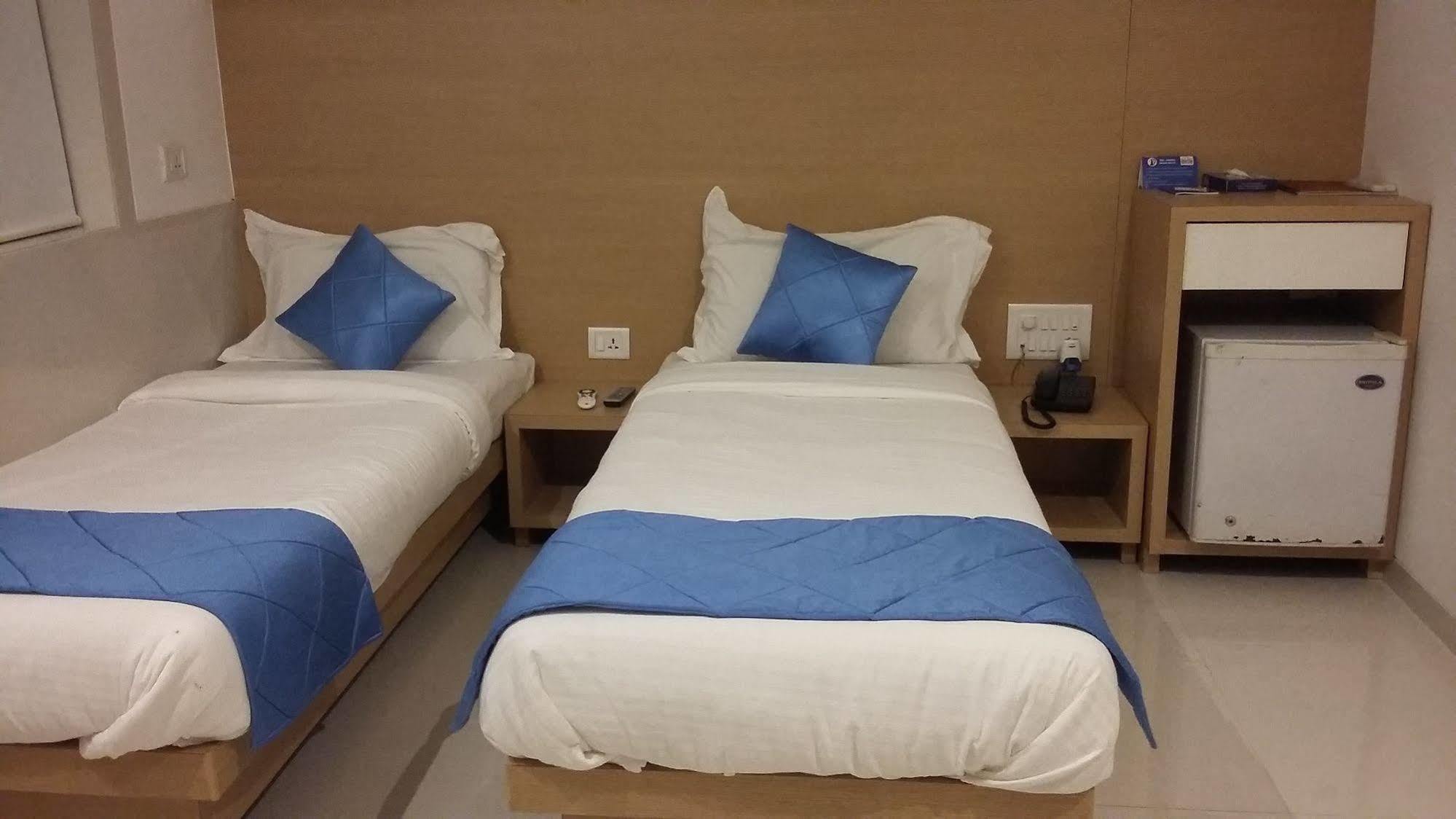 Hotel Galaxy Mumbai Eksteriør bilde